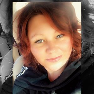 Meet your Posher, Christy